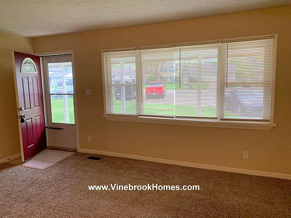 3rd image of 4501 Barnor Dr