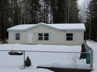 237 S 8th St, Ione, WA 99139