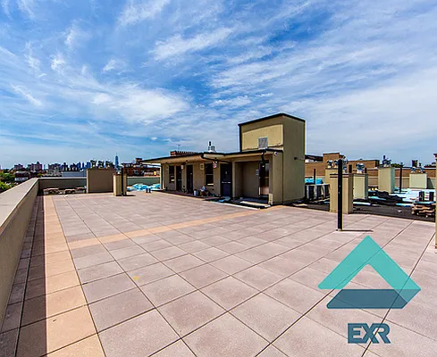 Rented by EXR | media 44