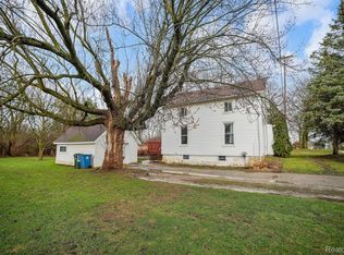 4116 Grand Blanc Rd, Swartz Creek, MI 48473