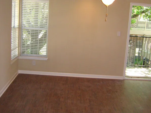 7685 Northcross Dr Unit 224, Austin, TX 78757