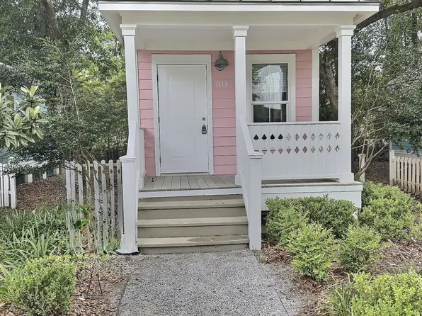 2151 Government St #703, Ocean Springs, MS 39564