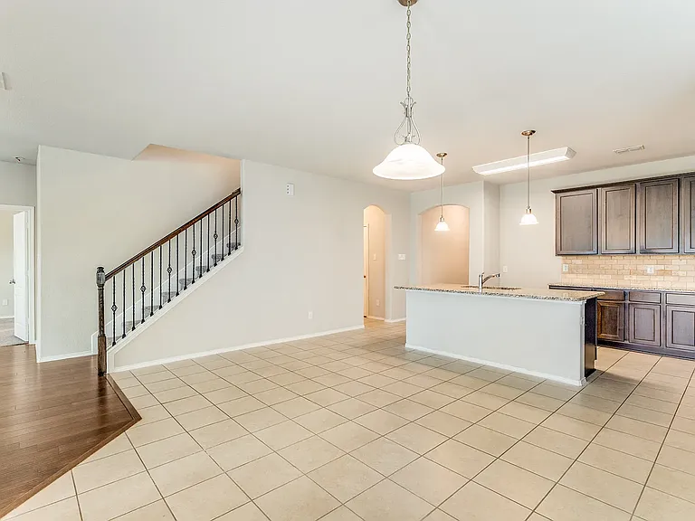 1900 Outpost Creek Ln — Photo 8