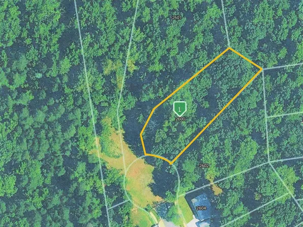 2600 John A Thompson Rd, Temple Hills, MD 20748