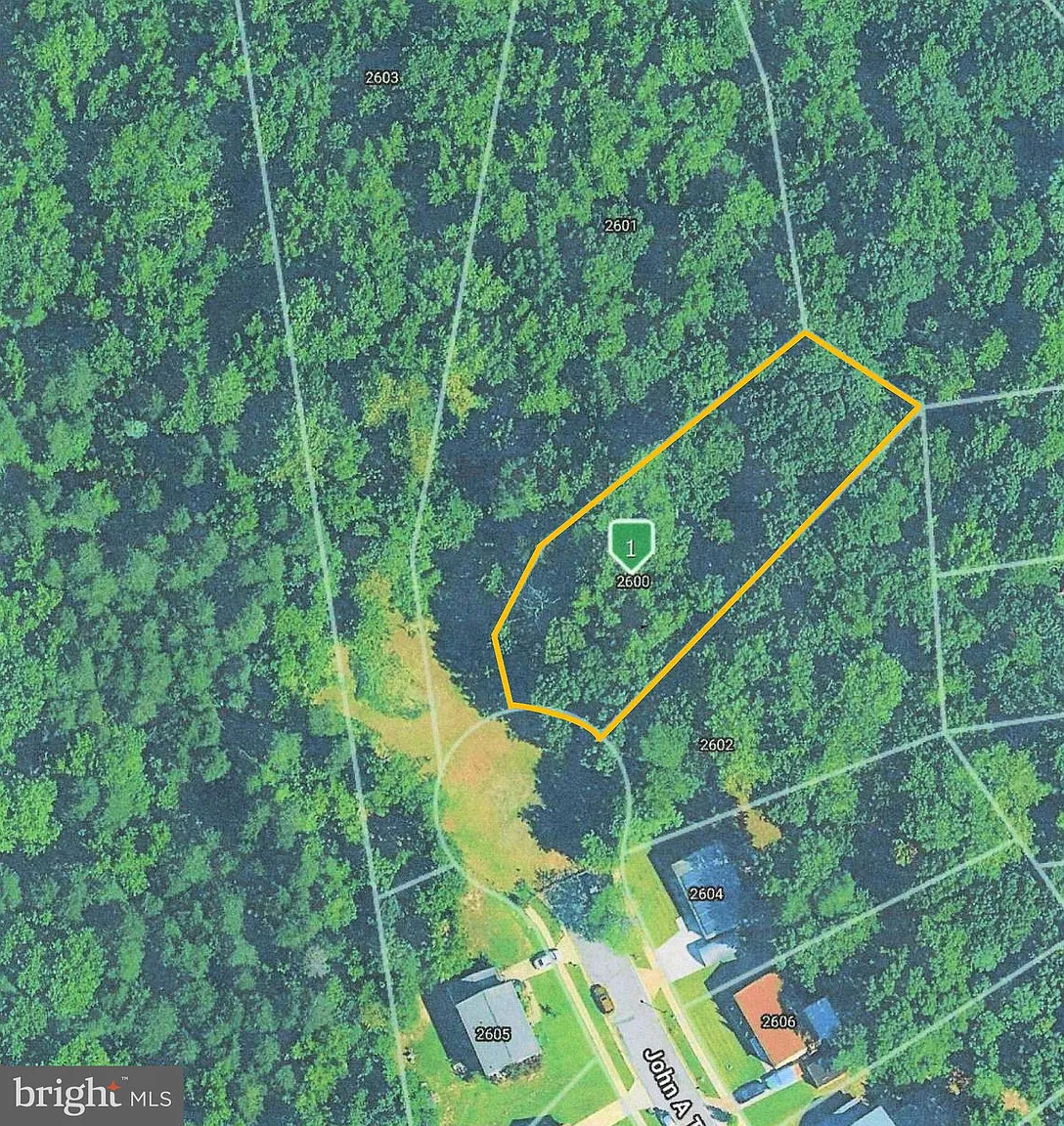 2600 John A Thompson Rd photo 1