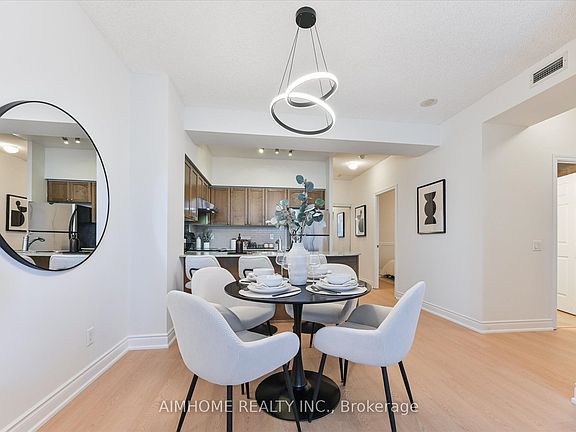 3rd image of 763 Bay St #4505