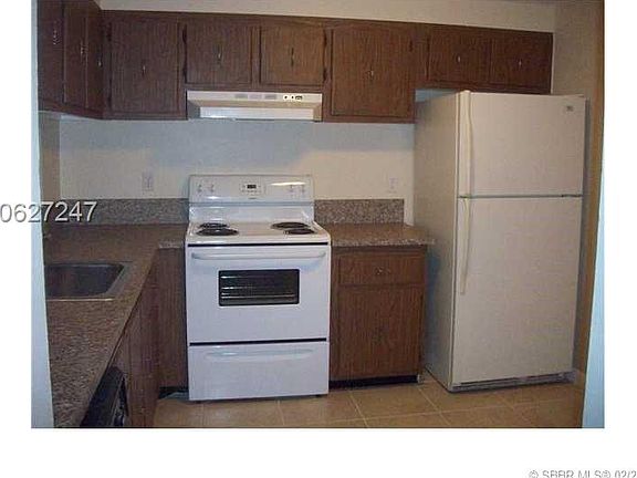 4th image of 7173 Orange Dr APT 221B