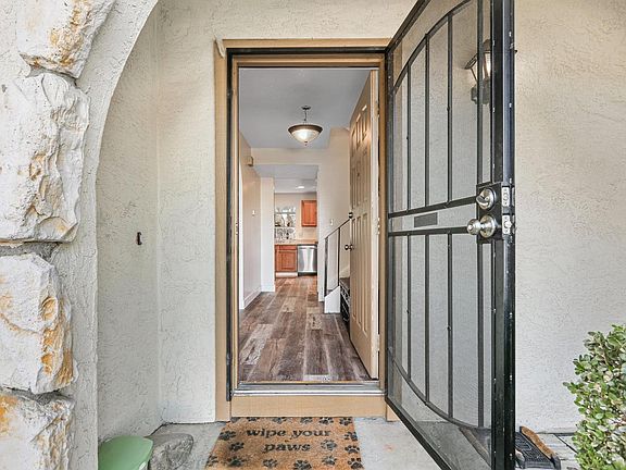 4th image of 759 Ash Court