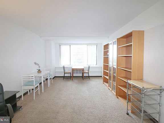 5th image of 1121 Arlington Blvd APT 315