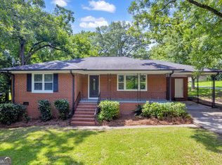 201 3rd St, Barnesville, GA 30204