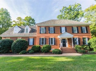 2206 Worchester Rd, Midlothian, VA 23113