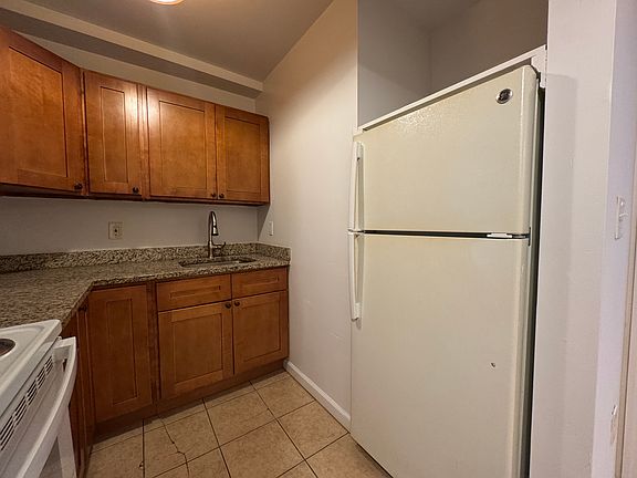 4th image of 3613 Barnes Ave APT 2B