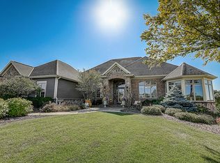 W251N8829 Crestwood Dr, Lisbon, WI 53089