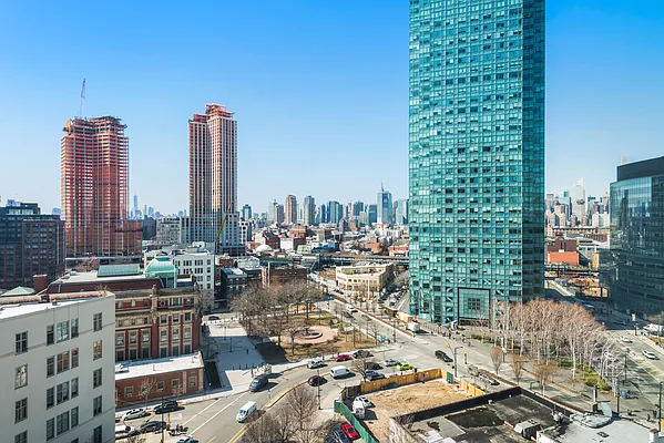 Rented by Douglas Elliman | media 5