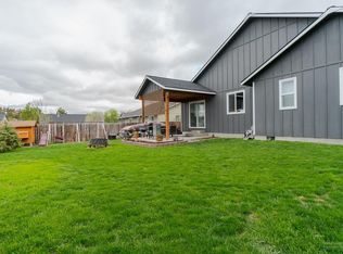 798 NE Black Bear St, Prineville, OR 97754