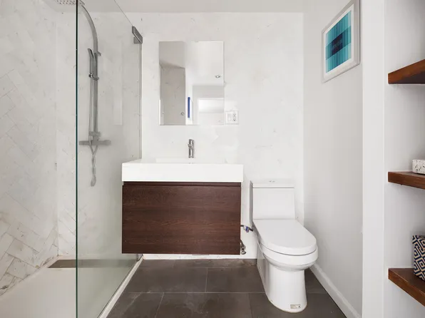 520 West 23rd Street image 6 of 6