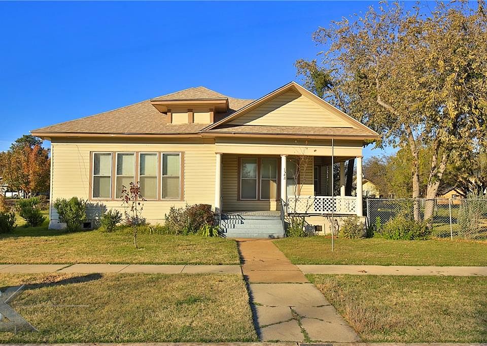1st image of 1542 N 17th St