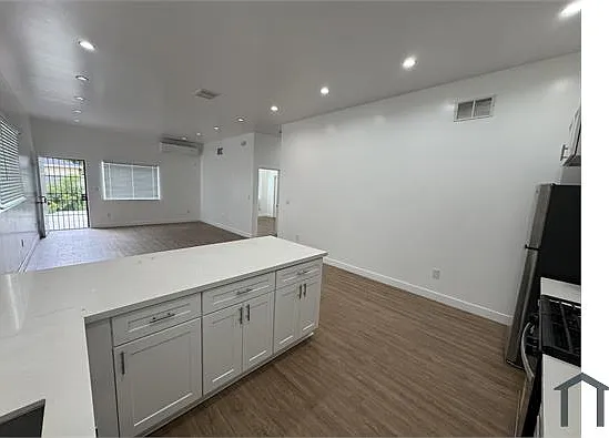9525 Juniper St #50 — Photo 4