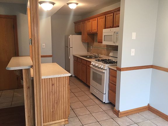 4th image of 6 Fernwood Dr #6