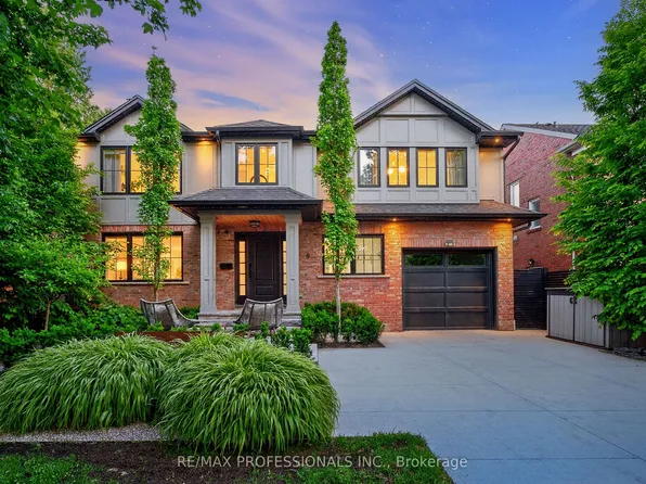 9 Bernice Ave, Toronto, ON M8Y 1Z5