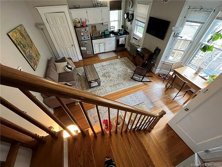 738 Whitney Ave #5 — Photo 1