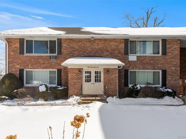 294 Edmunton Drive #K18, North Babylon, NY 11703