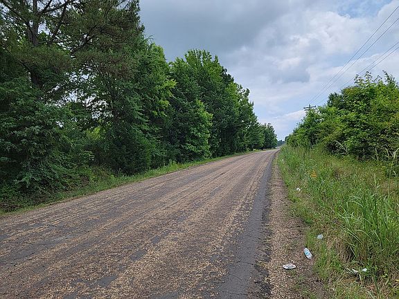 4th image of 157 County Road 4641