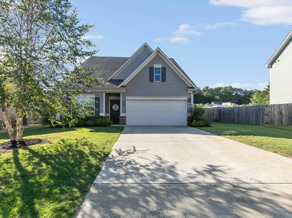 8679 Clarke Ln, Leeds, AL 35094