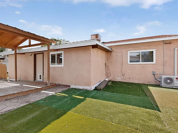 5th image of 10209 Mesa Arriba Ave NE