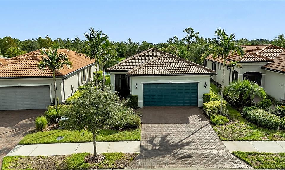 1st image of 2576 DAISY DRIVE