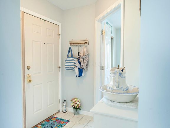 3rd image of 2373 Sportsman Dr