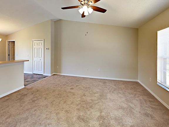 2nd image of 3055 Tioga Ter