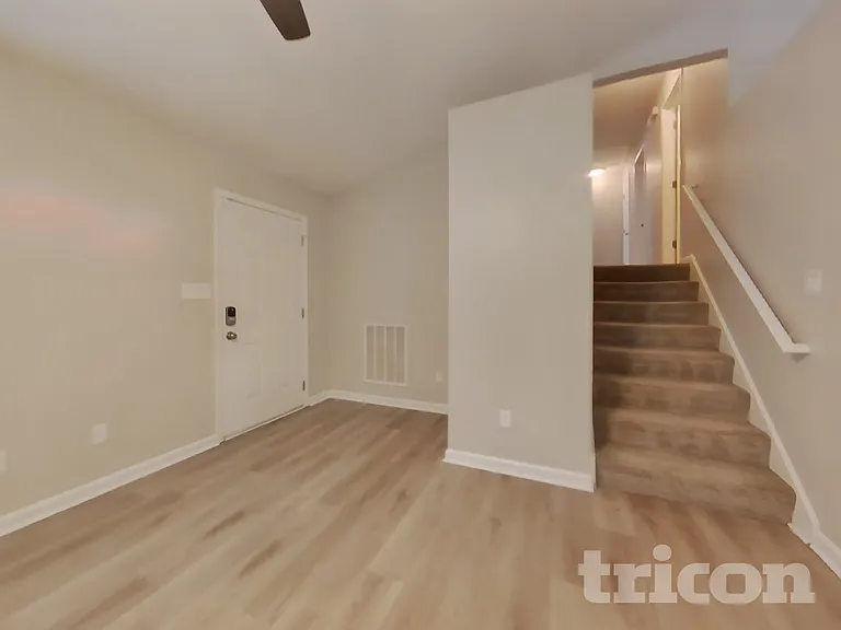 113 Colt Ln — Photo 3