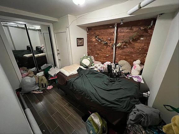 4th image of 438 E 75th St APT 1RW