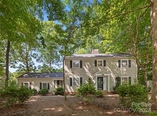 201 Castlegate Dr, Morganton, NC 28655