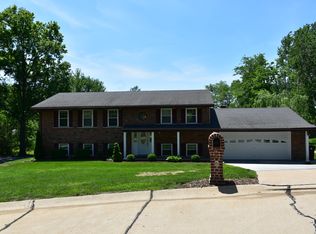 6 Elderwood Ct, Fenton, MO