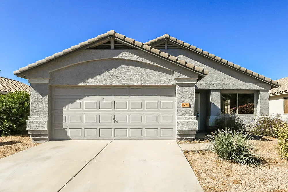 3 bed, 2.0 bath, 1505 sqft, $2,155 — Photo 1