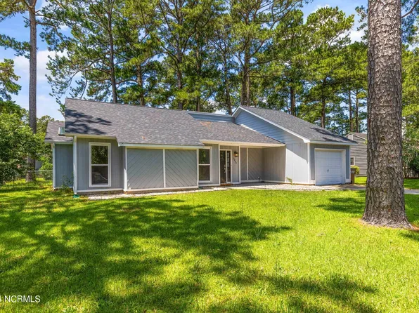 2203 Bridle Trail, Midway Park, NC 28544