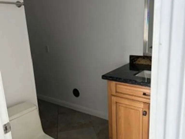 8591 Naples Dr — Photo 11