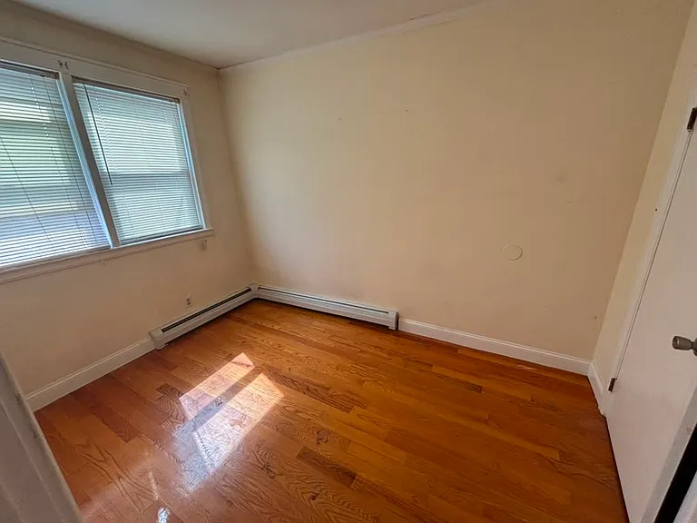 57 Lakeview Ave #A — Photo 5