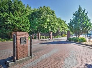 1014 Summer Pl, Norcross, GA 30071