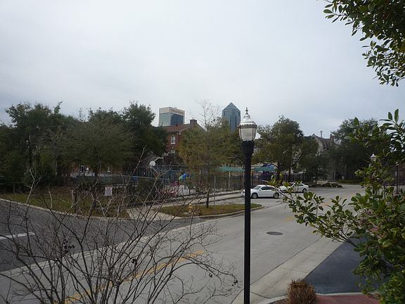 4th image of 341 E Church St