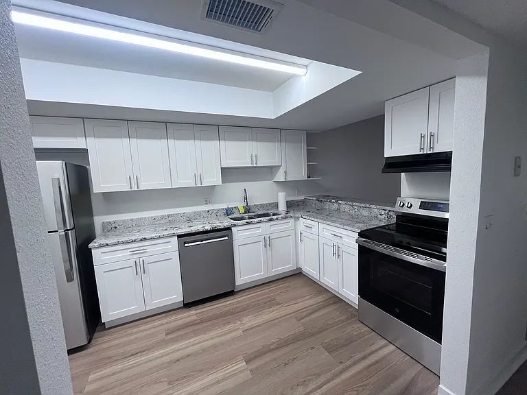 4900 38th Way S #103-D — Photo 8