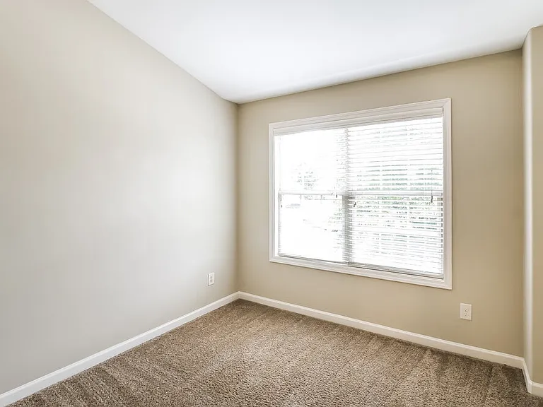 114 Saint Charles Pl — Photo 14