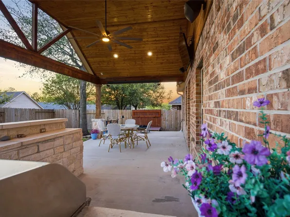 12302 Little Blue Heron Ln, Conroe, TX 77304