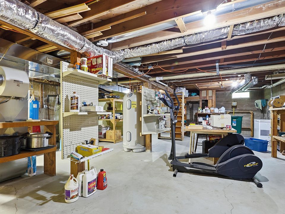 29th image of 11761 Lake Rd