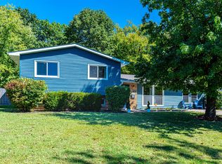 1300 White Oak Ln, Columbia, MO 65203