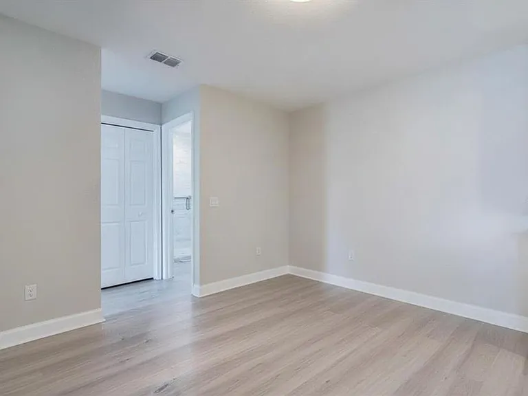 2724 72nd St W #2010 — Photo 5