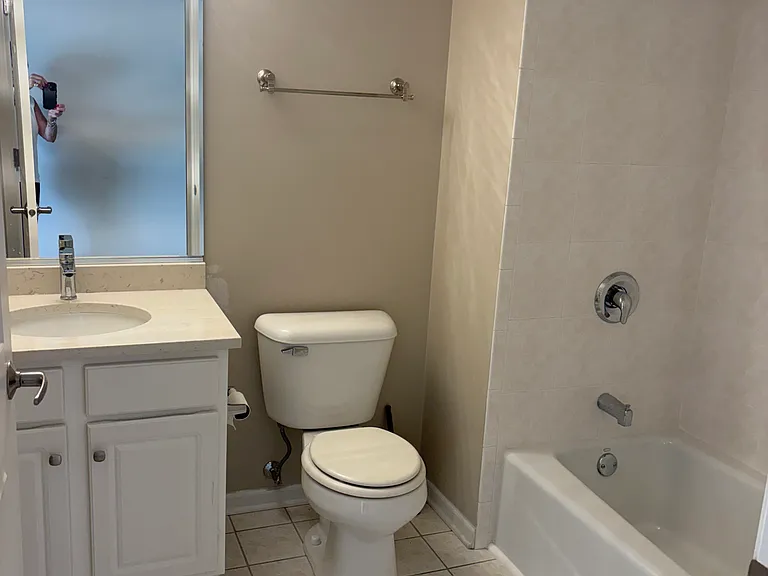 14100 Sheffield Dr #203 — Photo 12