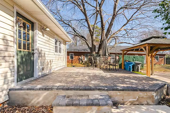 315 Keener Blvd — Photo 14